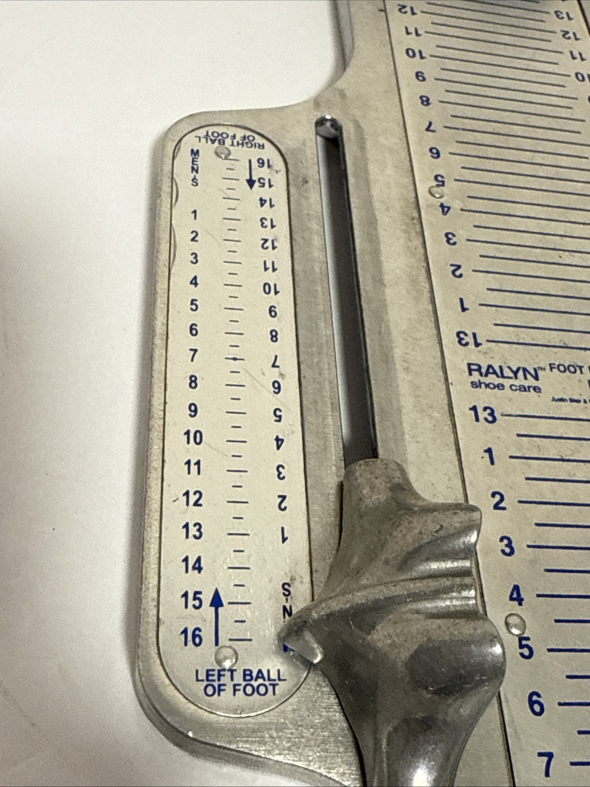Vintage Ralyn Foot Measuring Device /Read