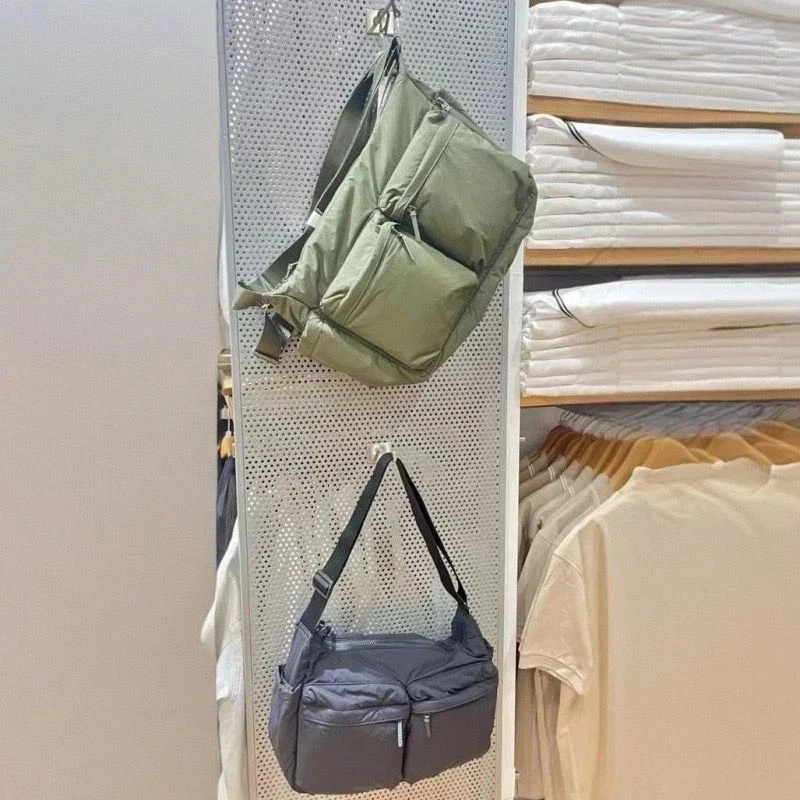 UNIQLO Casual Multi-pocket Messenger Bag Men Women Shoulder Bag Travel Sport Bag