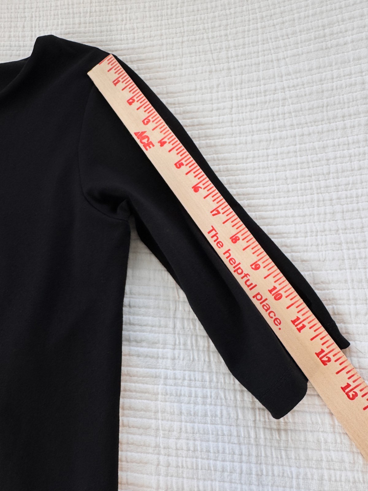 Susana Monaco Tunic Dress M pockets 3/4 Sleeve Minimalist Modern Knit Black