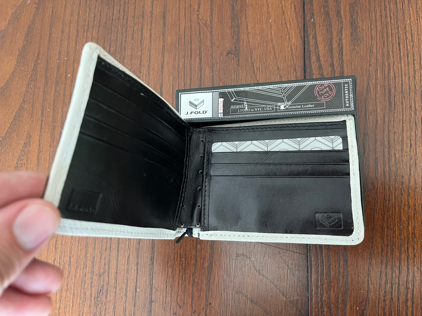 J. FOLD SLIMFOLD LEATHER WALLET BLACK White w/ Stripe N65217/08