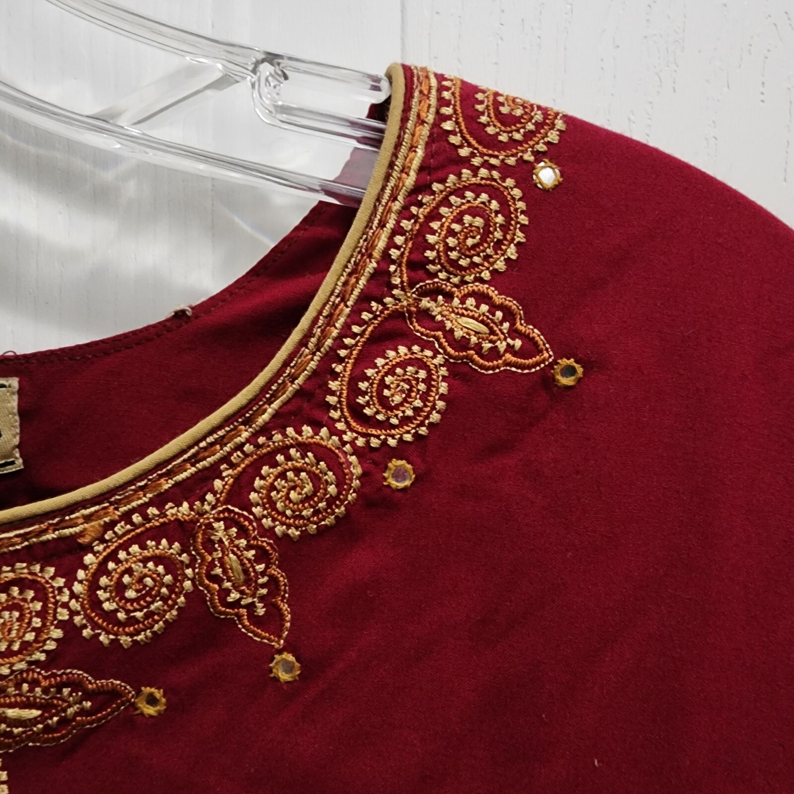 NEW Sakshi Kurti Top 3/4 Sleeve Red Embroidered Salwar Kameez India Size Large