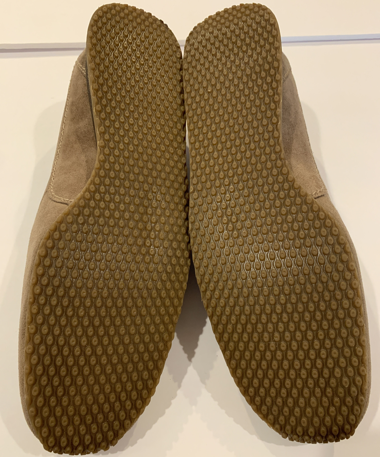 VGC Theresia M. Beige Leather Loafer Women Shoes. Model “Ella”. US Size 9 to 9.5