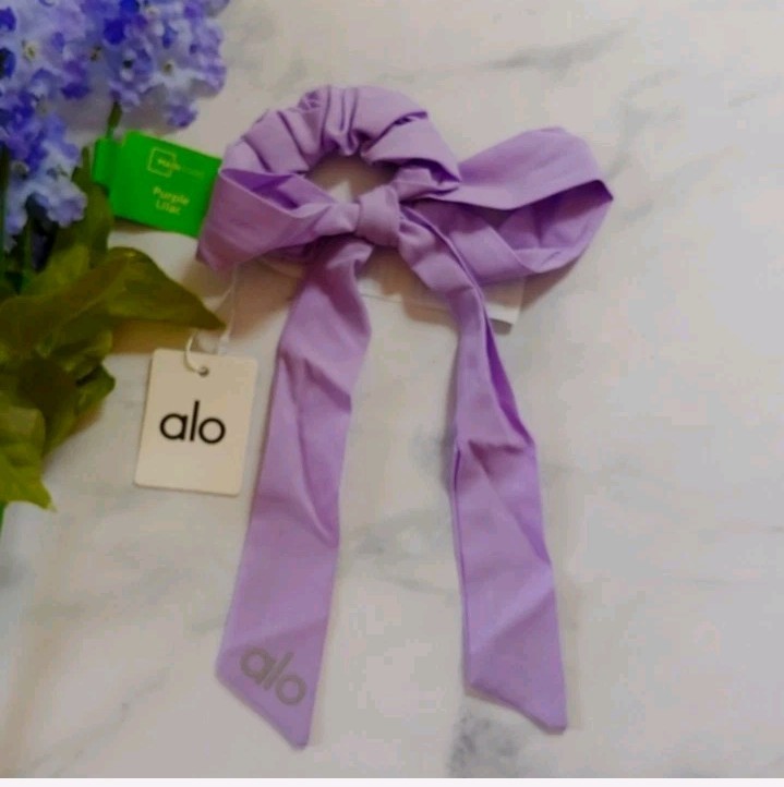 USA SELLER! Alo Yoga Hair Ties Love Knot Is Purple Skies