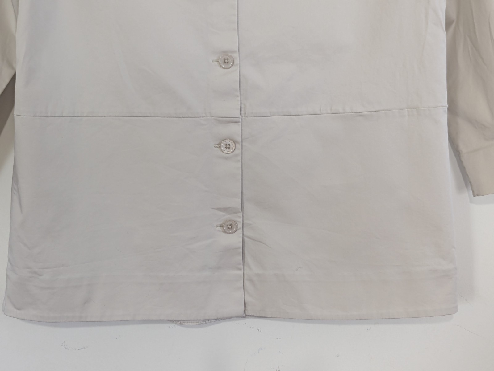 COS Women Minimalist Top Size 2 Cotton Back Button Structured Classic Old Money