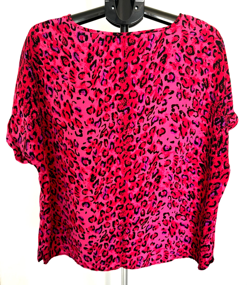 Capsule Pink Leopard Print Blouse Top Size 18 Short Sleeve Boat Neck Vibrant