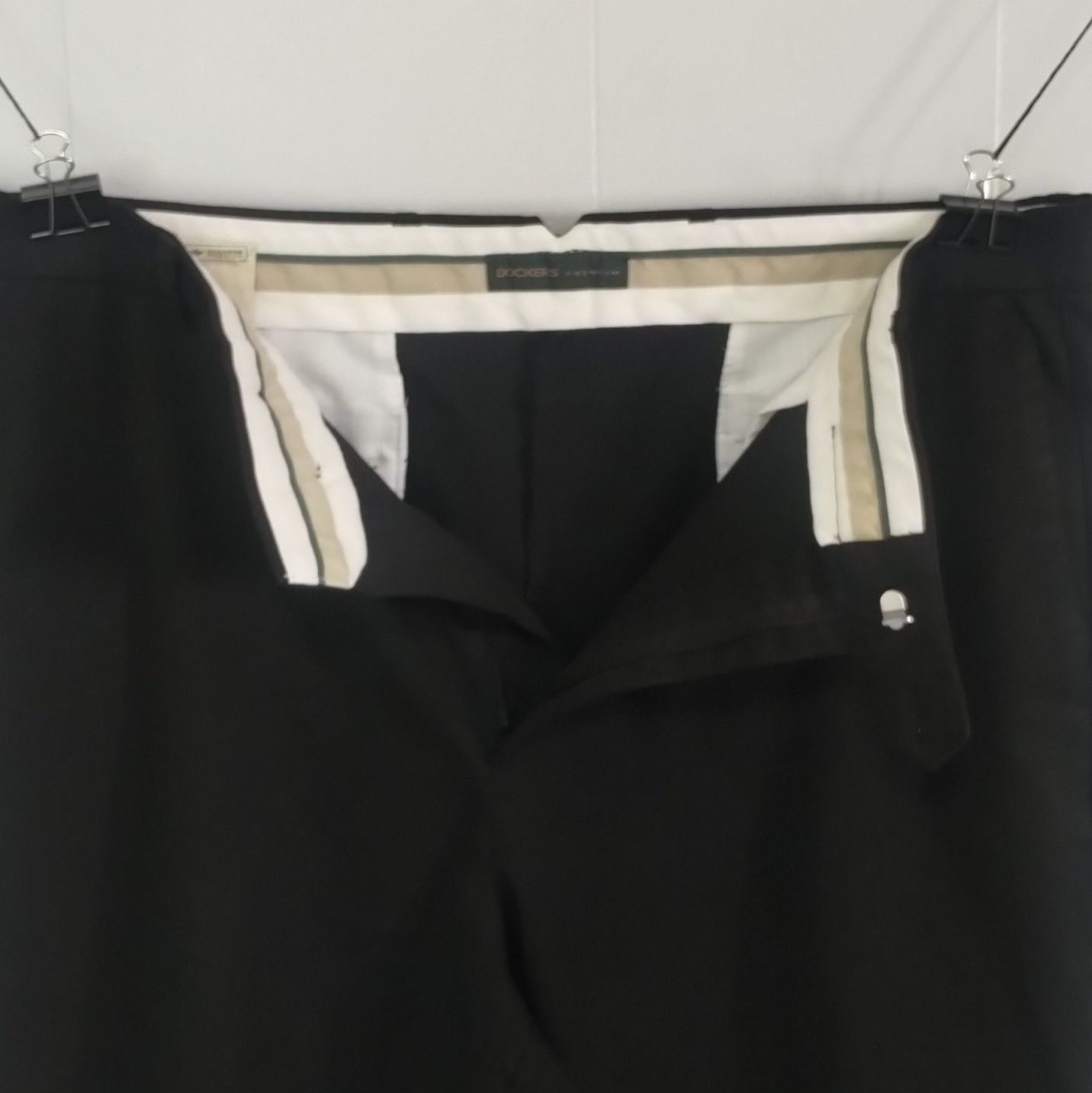 Dockers Premium Relaxed Fit Black Flat Front Straight Leg Dress Pants 38W