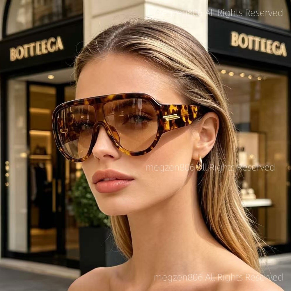 Bottega Veneta BV1345S Sunglasses Women Oversized Amber Tortoiseshell Authentic