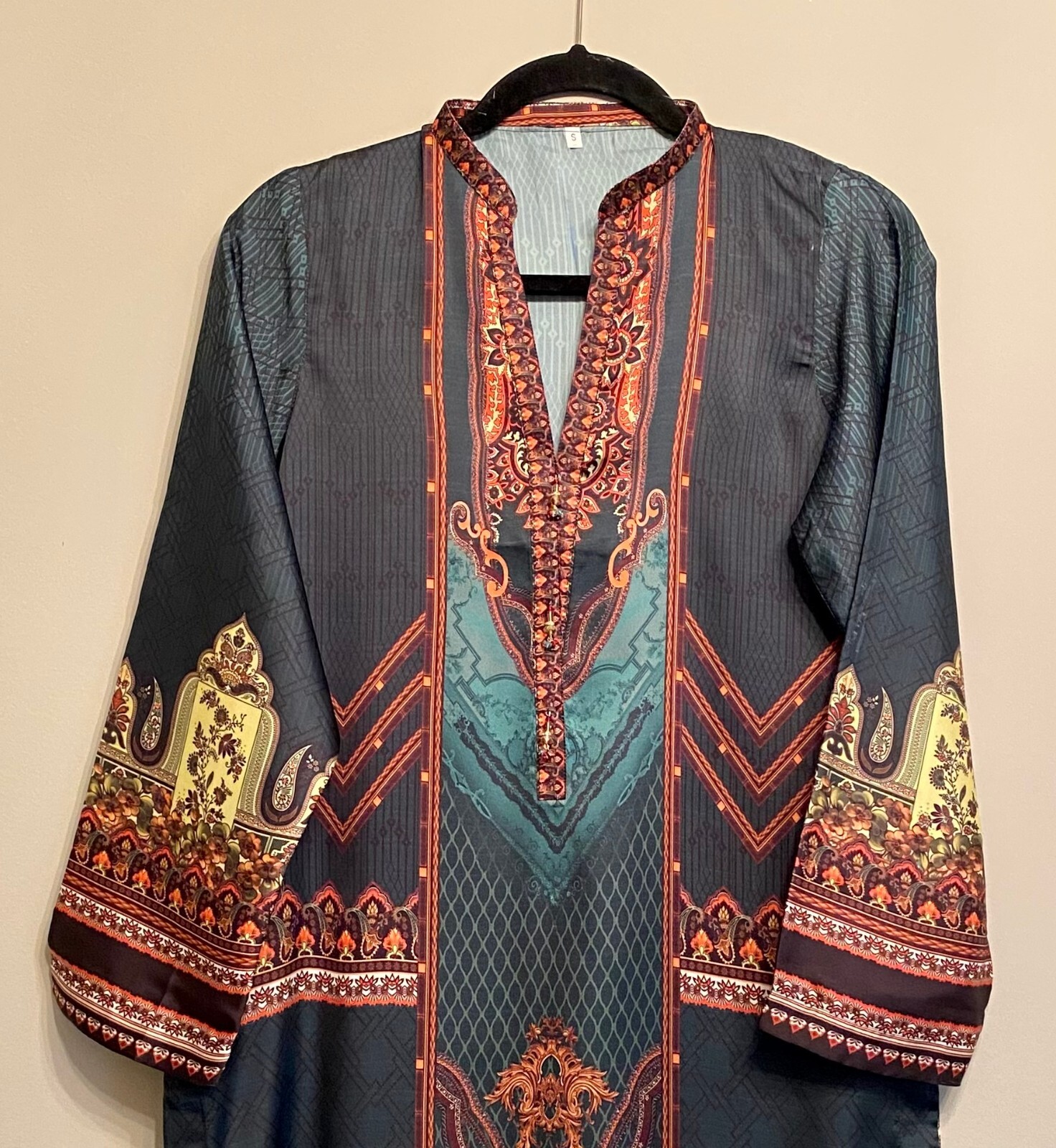 Pink Tulip Digital Print Silk Kurtis – Grey Print – PR-0110