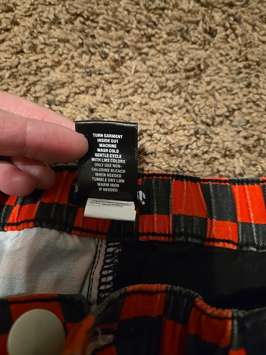 Hot Topic Jogger Pant Split Checkered Black And Red Size Medium Nice!