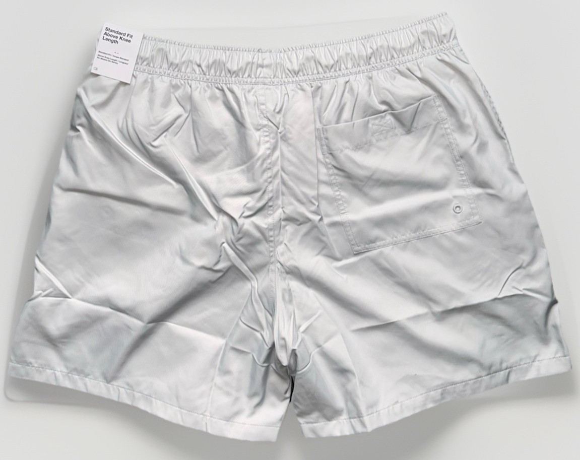 Nike Club Flow Woven Shorts Fully Lined FN3307-025 Photon Dust • Men’s L