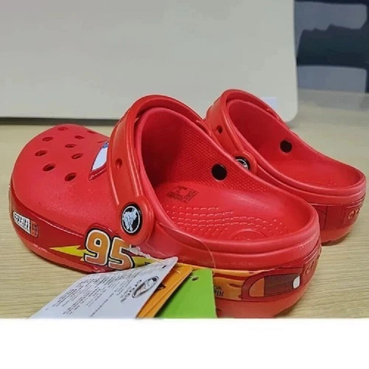 Kid’s LIGHT-UP Lightning McQueen Crocs boys girls Shoe Clog Disney C8-J3 Size **