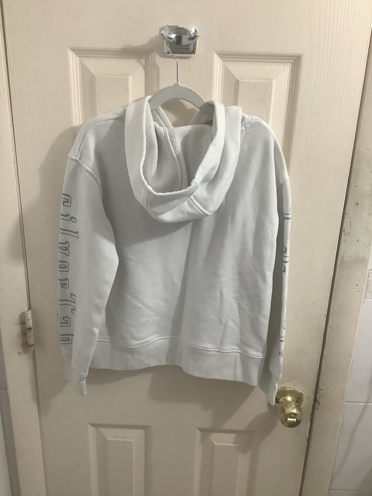 Levi’s White Silver Tab Soft Cozy Fleece Hoodie Size Small Blue Text Logo