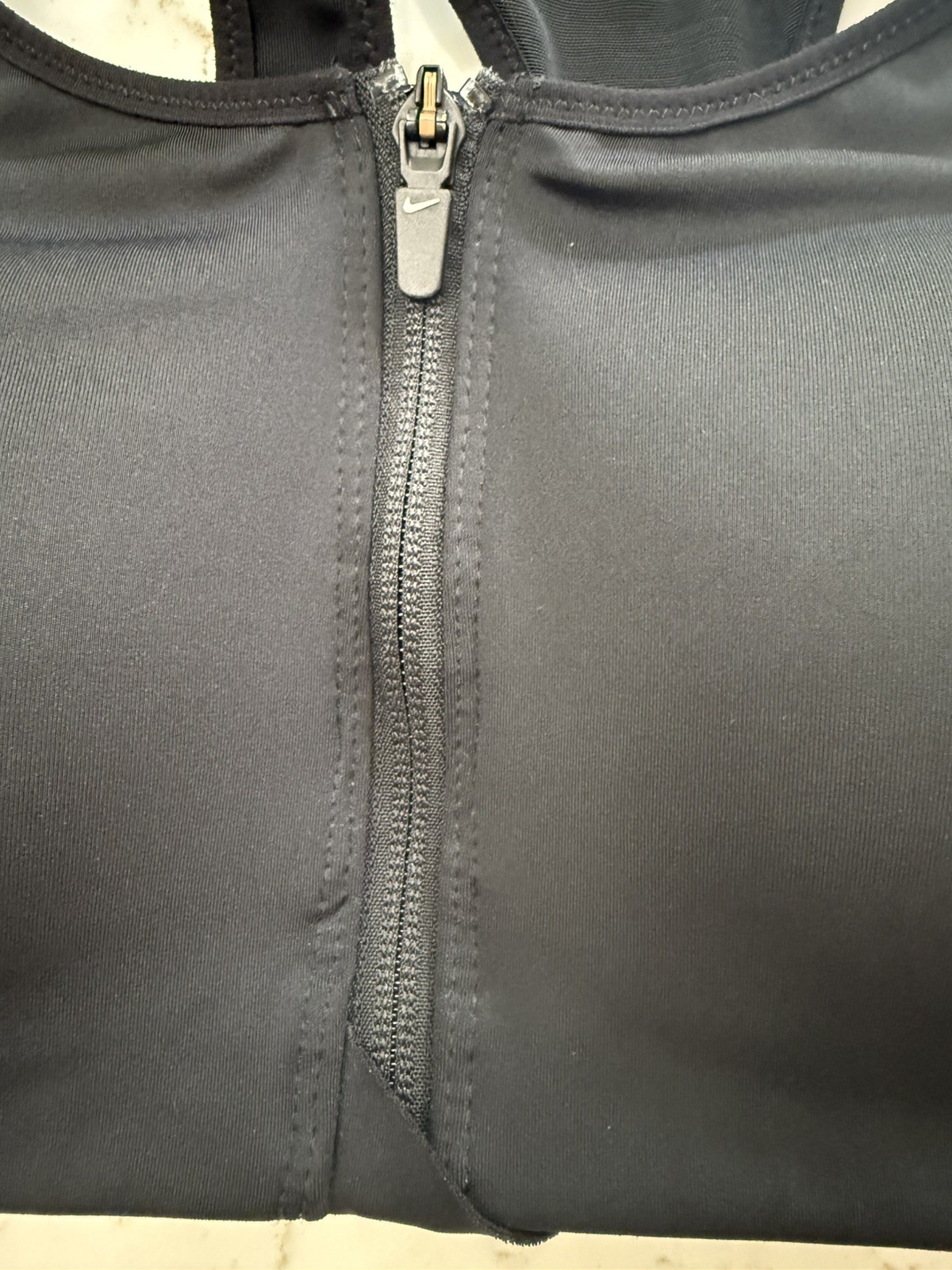 Nike Dri-FIT Sports Bra Medium Black Excellent Front Zip High Support (1794)