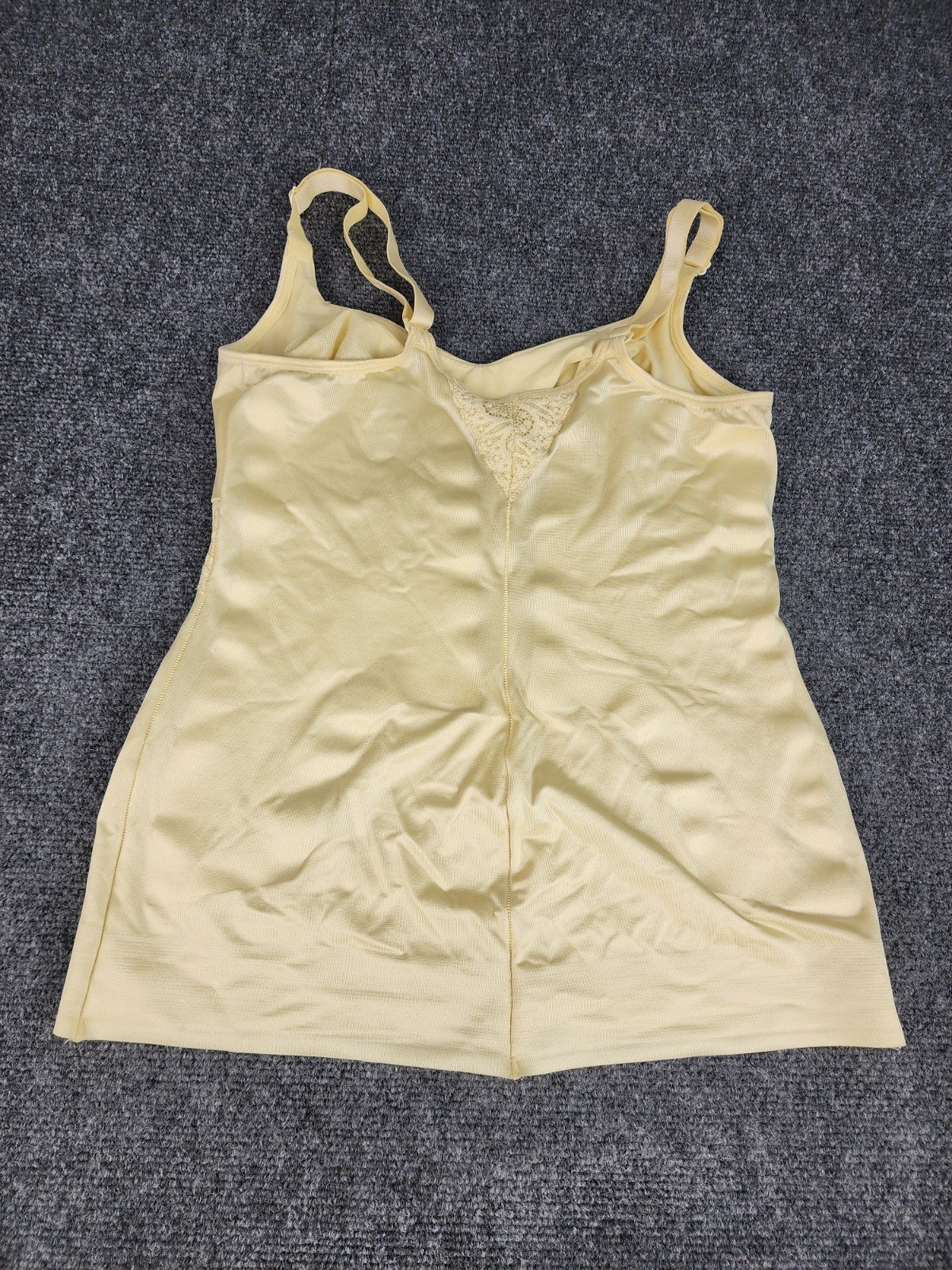 Ruby Ribbon Lace Cami Canary Yellow color Style 3024 Size 36 Show EUC