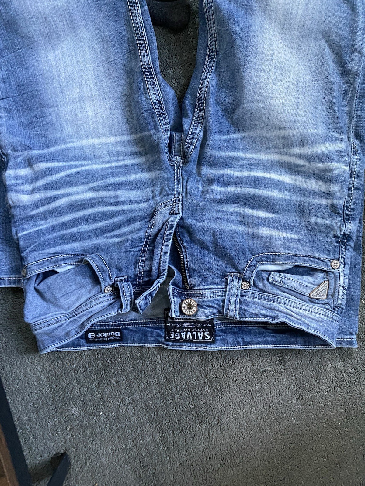 BKE Salvage Men’s Blue Light Wash Straight Mid Rise Logo Denim Jeans 3 pairs