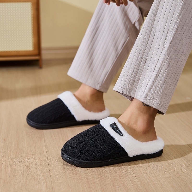 Women’s Plush Fleece-Lined Warm Cotton Slippers Cozy Non-Slip Indoor House Shoes