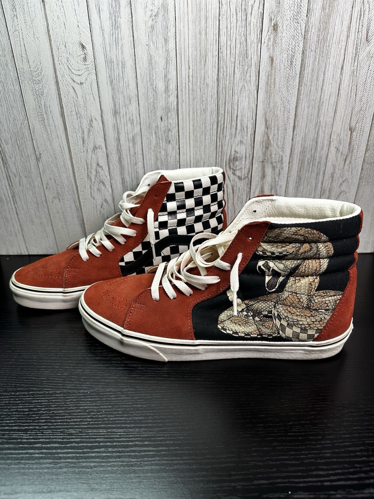 VANS Sk8-Hi Sneaker Desert Snake Chili Oil, Size M10.5