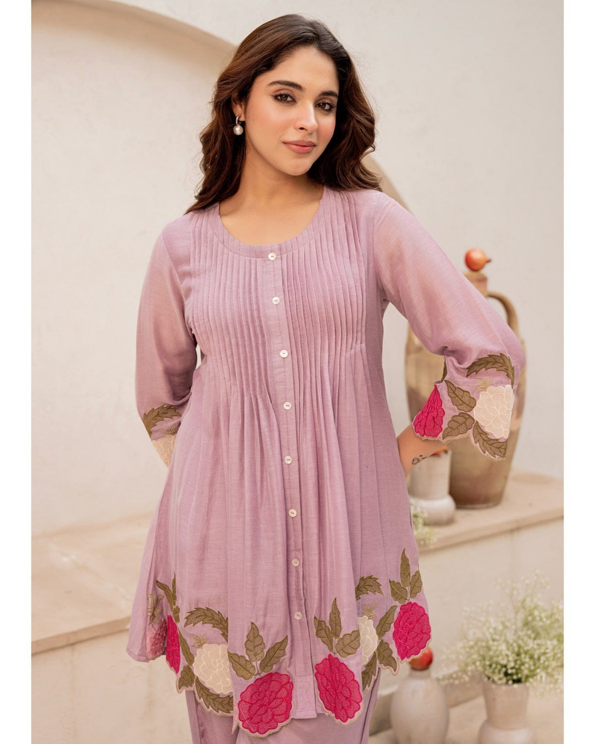 Women Floral Embroidered Kurta Pant Set A-Line Kurti Casual Ethnic Outfit