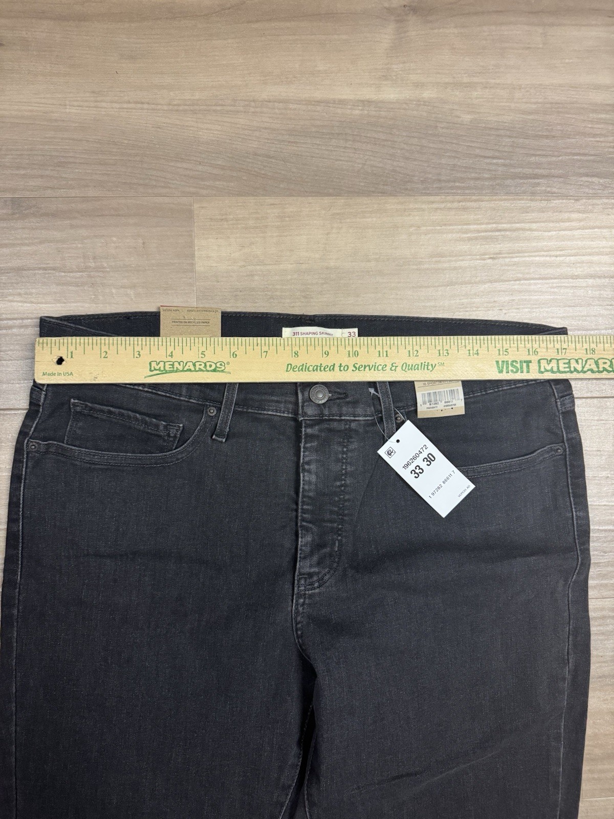 Levi’s Women’s Stretch 311 Shaping & Tummy Slimming Skinny Jean Black 33×30 NWT