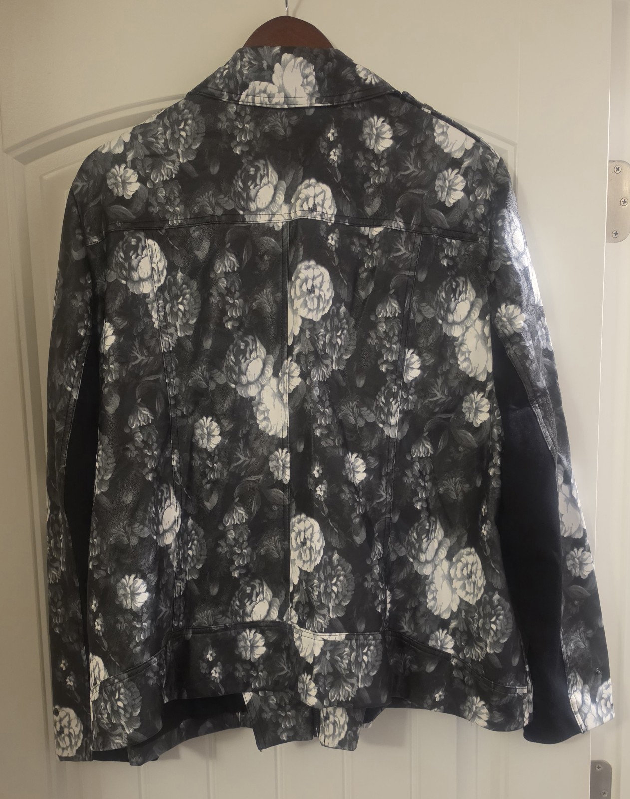 Lane Bryant Faux Leather Floral Moto Jacket in Black Size 22/24 Black White