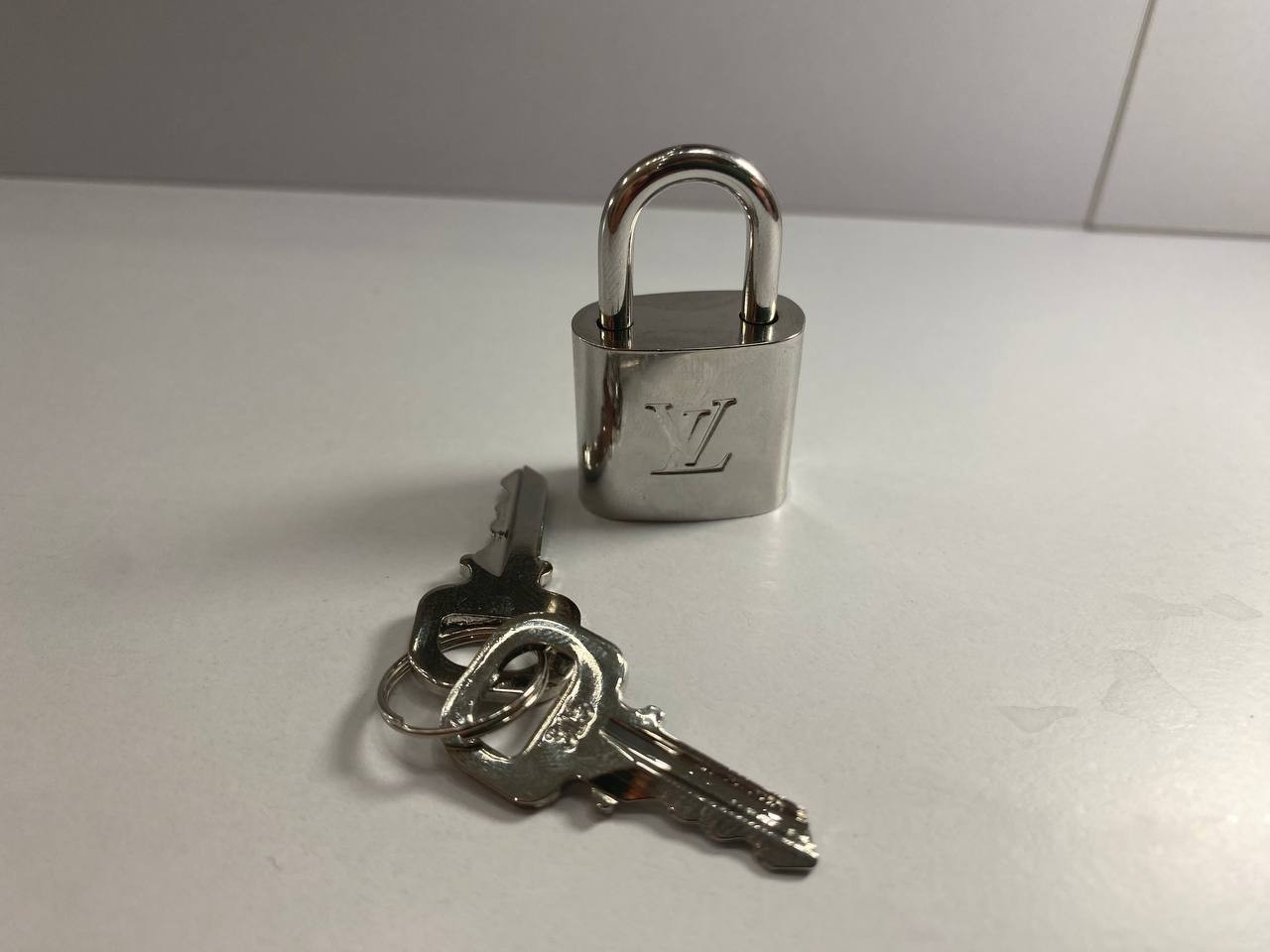 Louis Vuitton PadLock Lock 2 Key Brass Silver Number 315