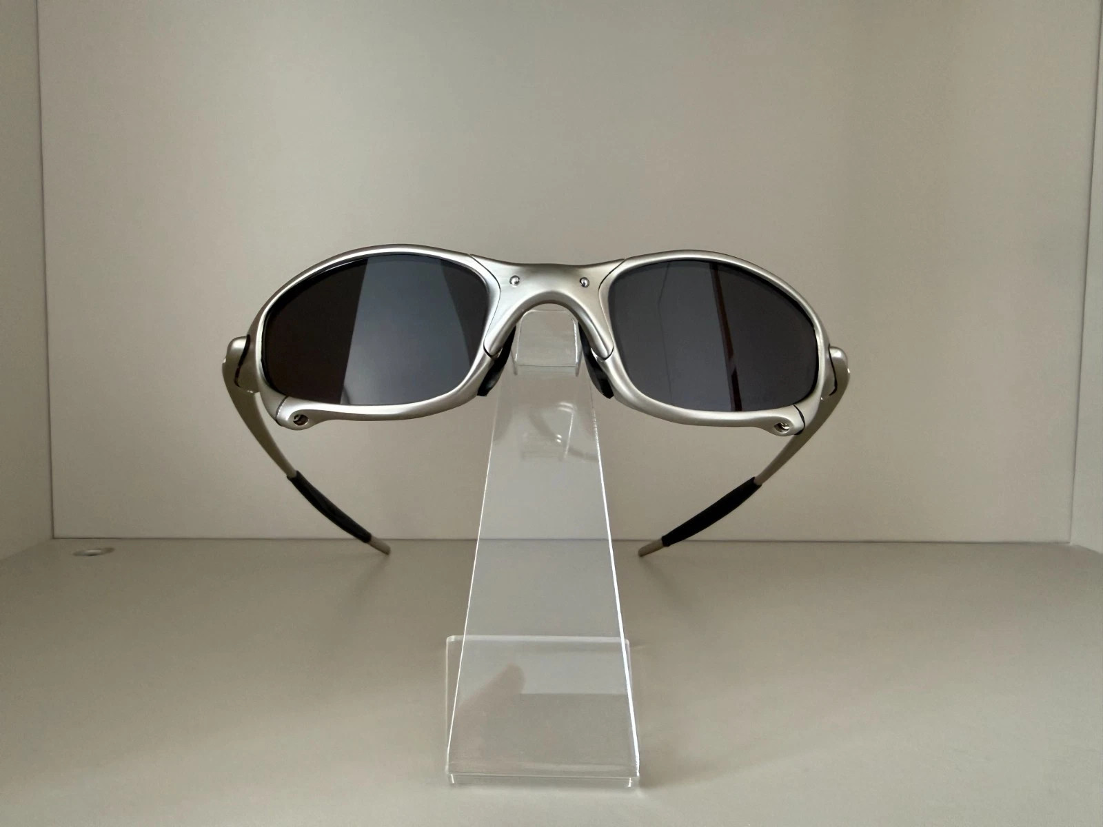 Oakley Juliet 1.0 X Metal Sunglasses Vintage Silver Frame Black Polarized Lens
