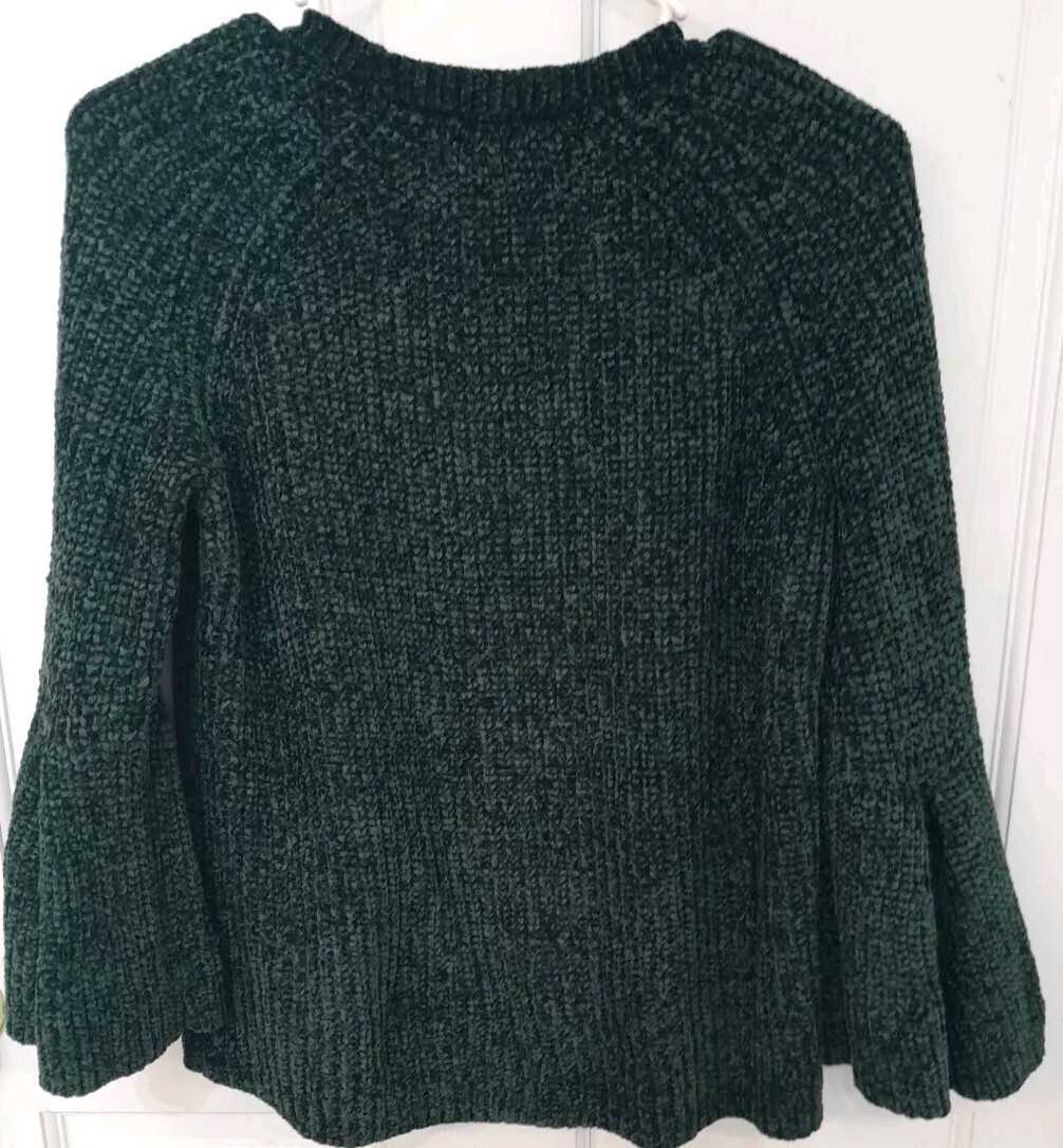 Adorable A N A Soft Green With Black Undertones Flared Sleeve Sweater Size Small