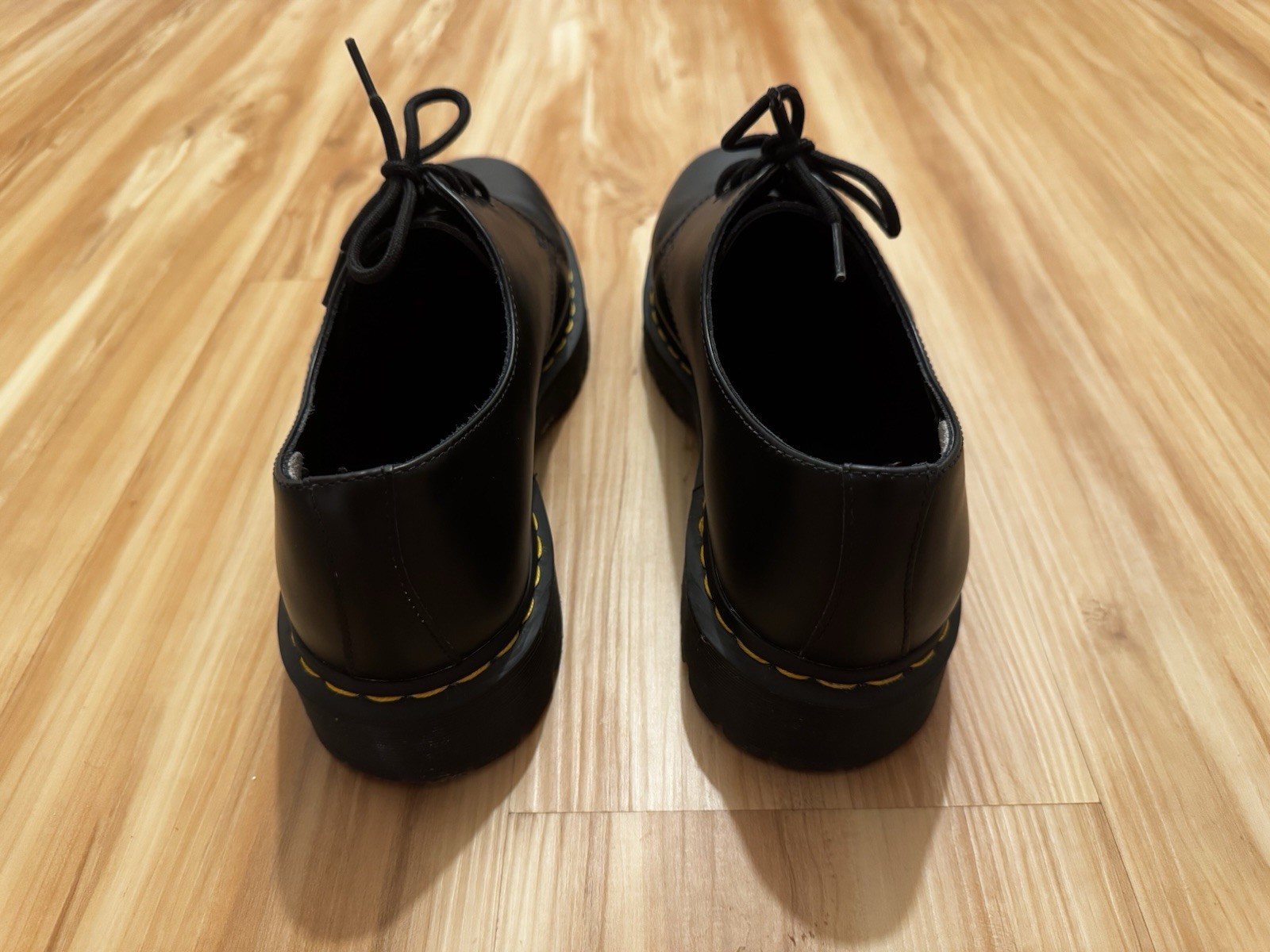Black Dr. Martens 1461 bex smooth leather in US Men’s 12