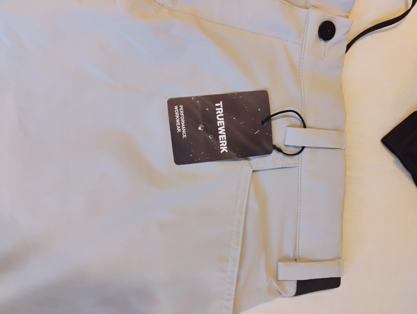 Truewerk Men’s Gray Cargo. Shorts. 2XL, 8L