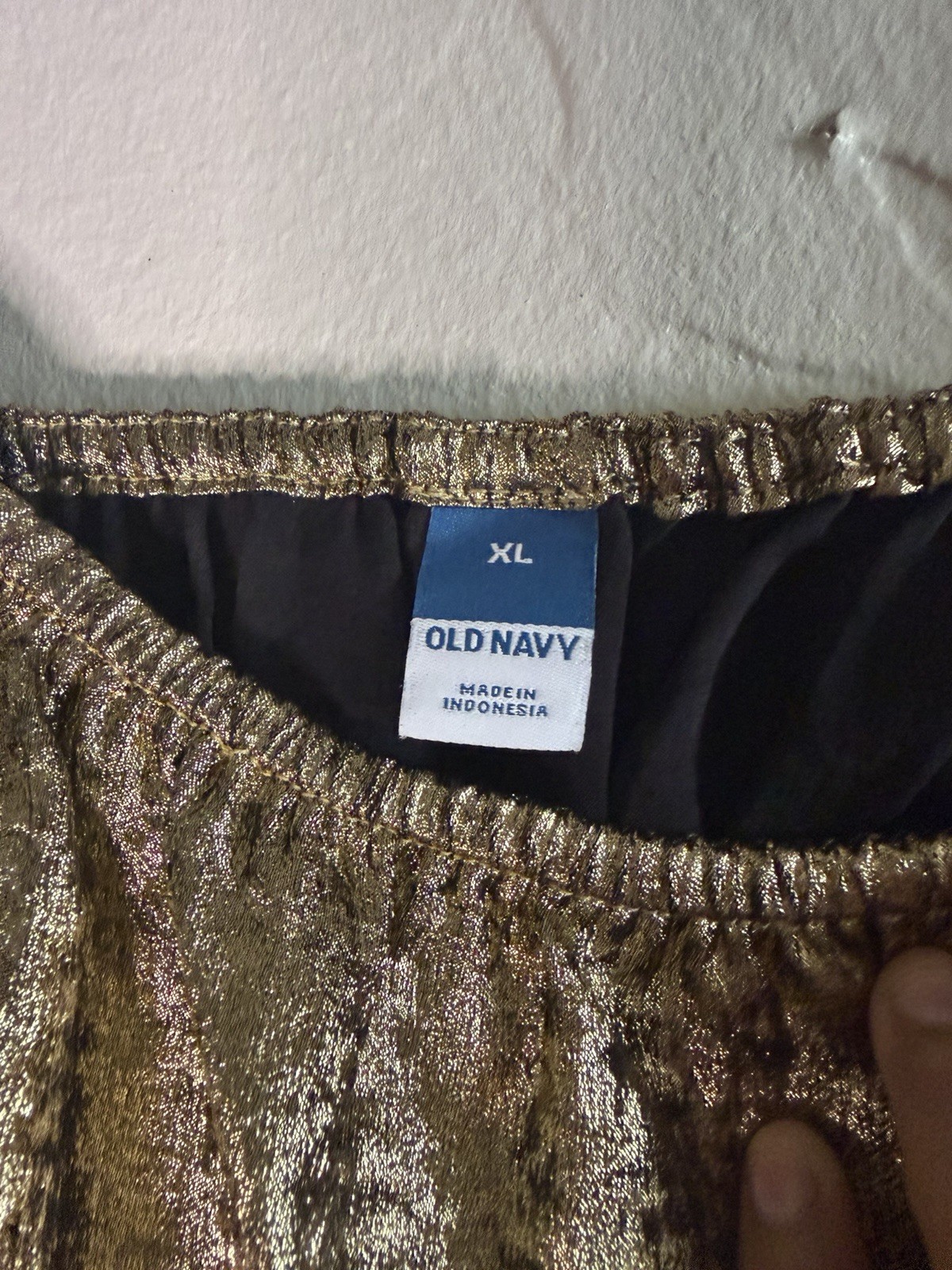 Old Navy Women’s Gold Metallic Peplum Camisole Tank Spaghetti Straps XL