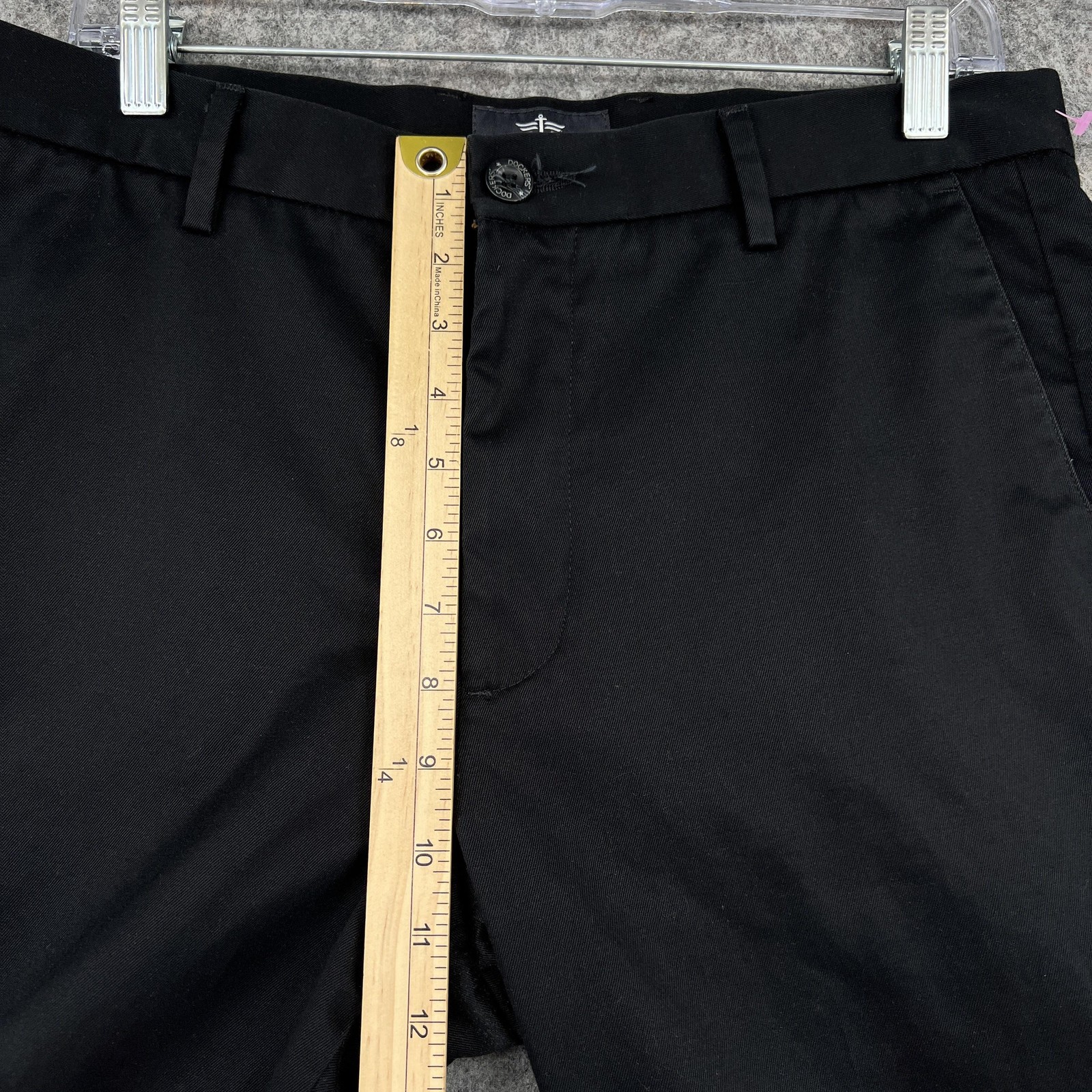 Dockers Chino Pants Mens 33×30 Black Signature Khaki Slim Fit Flat Front