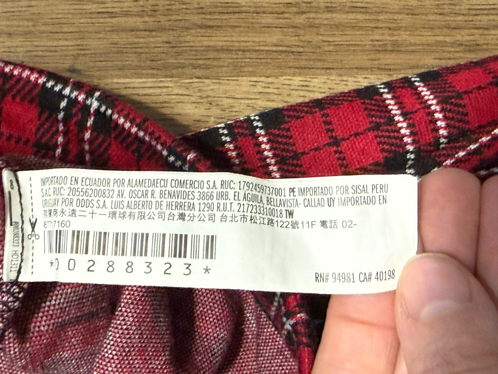 Forever 21 Pants Women’s Size Large Red Black White Plaid Straight