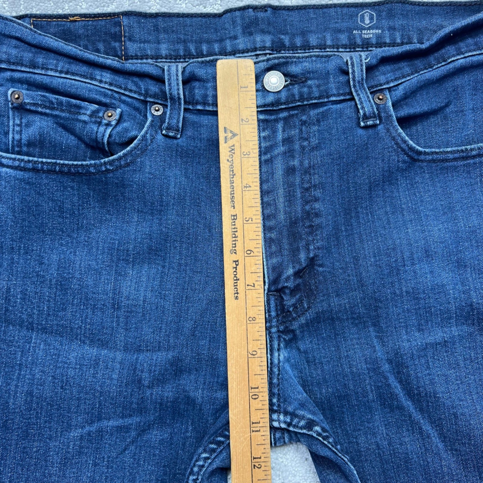 Levis 502 Jeans 33×30(34×28) Regular Taper Blue Denim Stretch All Seasons Tech