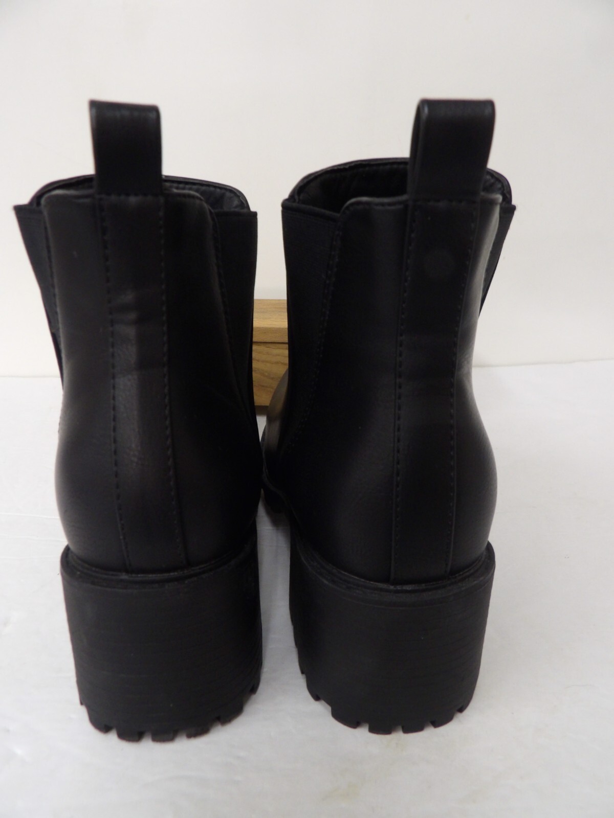 TINSTREE Women’s Western Ankle Boot Pointed Toe Chunky Mid Heel S 11 SH# TA 1