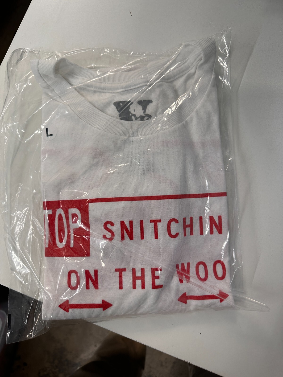 POP SMOKE X VLONE STOP SNITCHING ON THE WOO T SHIRT WITH RED T SHIRT NEW