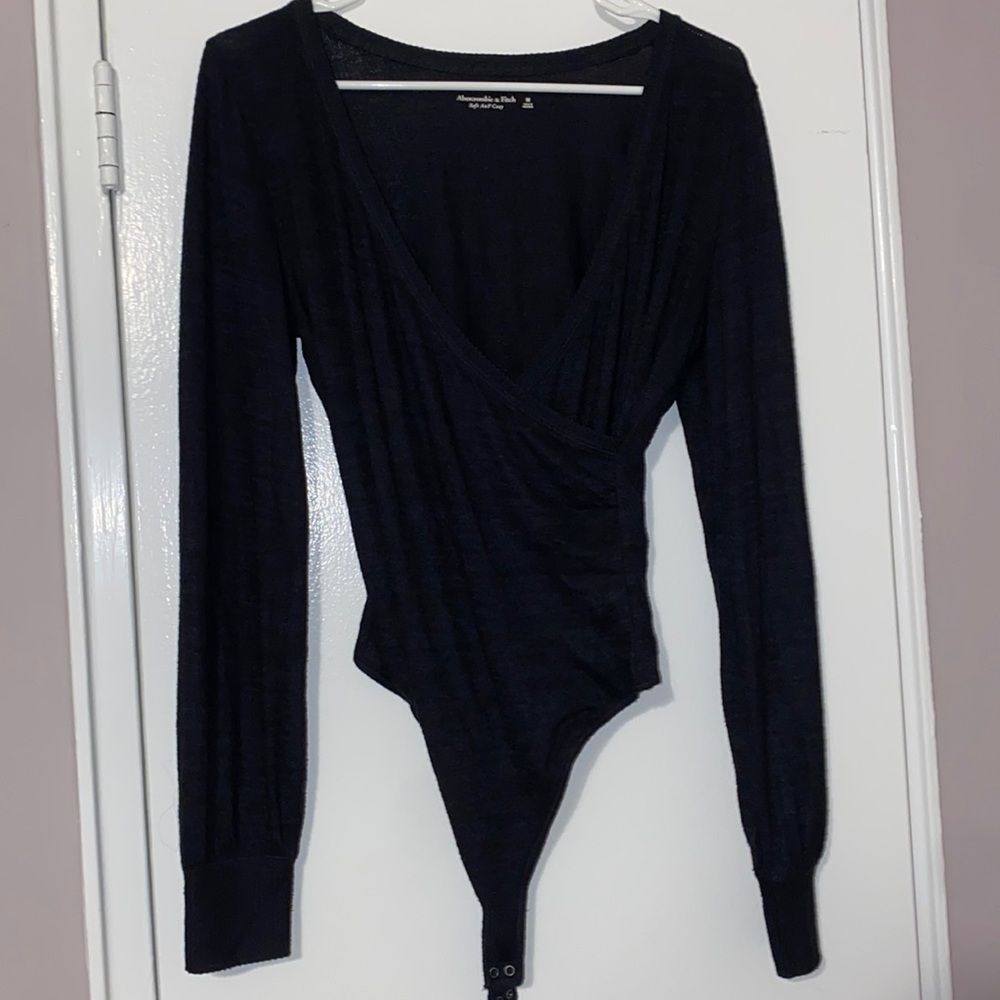 Size M V-neck sweater bodysuit from Abercrombie
