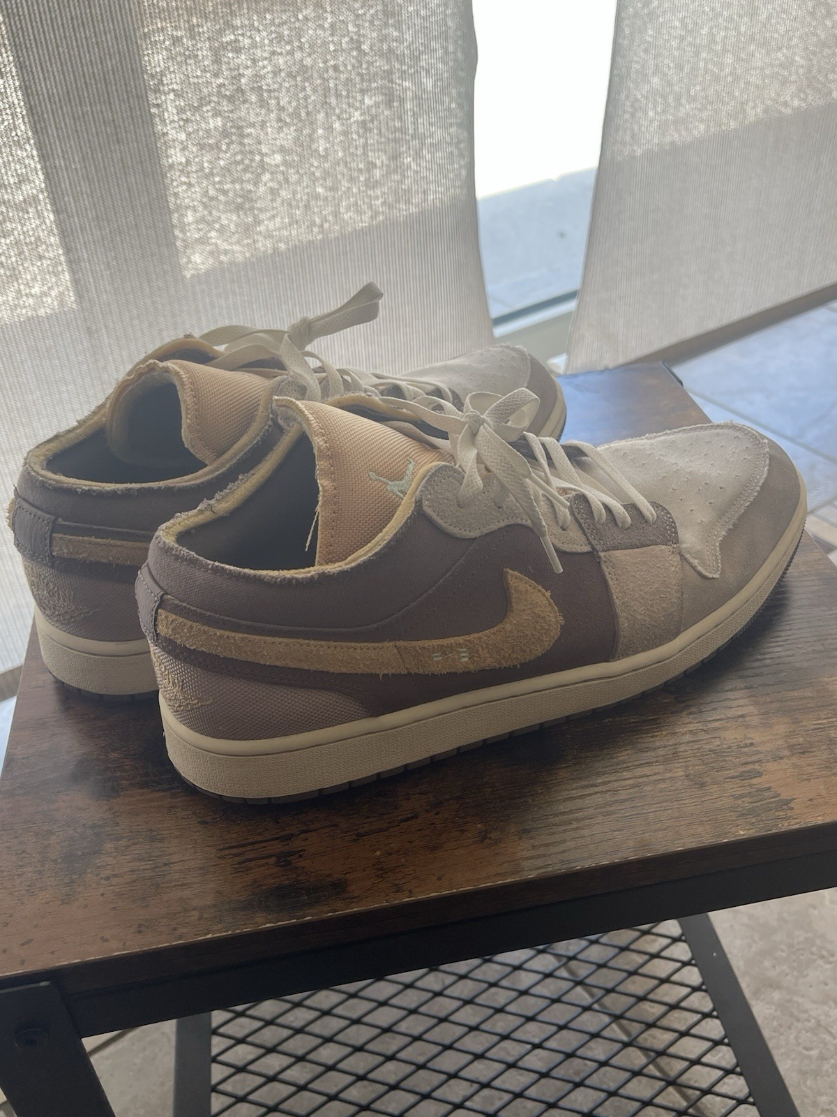 Jordan Air Jordan 1 Men’s Low Top Brown/Beige Colorblock Lace Up Sneaker