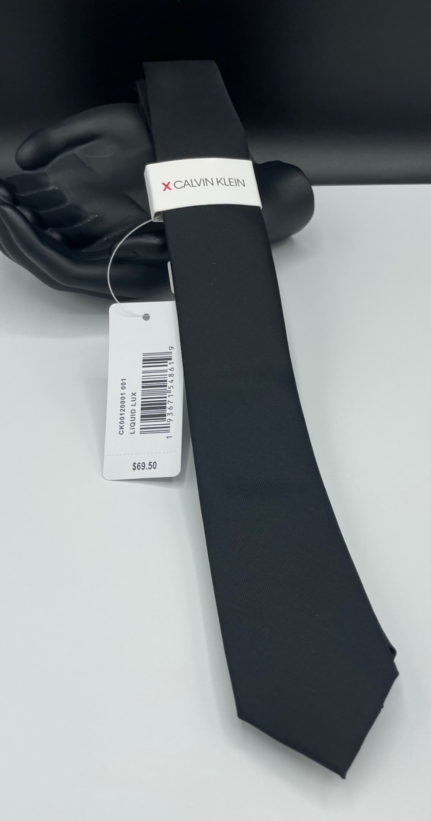 X Calvin Klein Men’s 100% Polyester Tie ~ Black ~ Extreme Slim 2″ ~ Liquid Lux