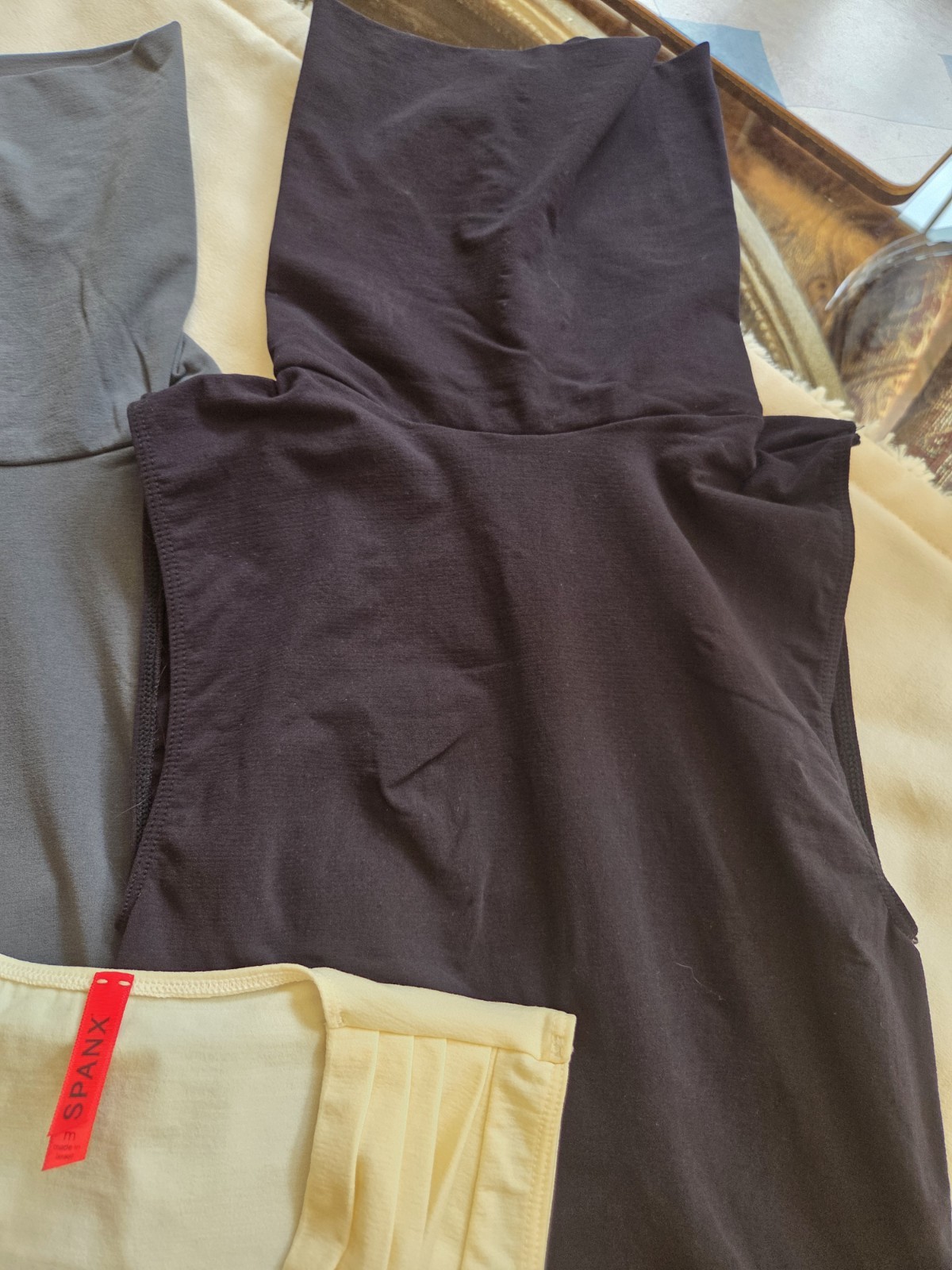Lot of TEN (10!) Spanx Lightweight Stretch Tops Color & Style Variety Medium