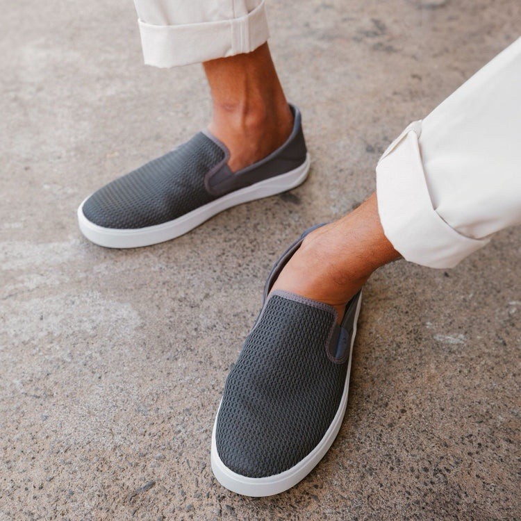 Lae‘ahi Men’s Breathable Slip-On Shoes in Pavement – Size 10.5