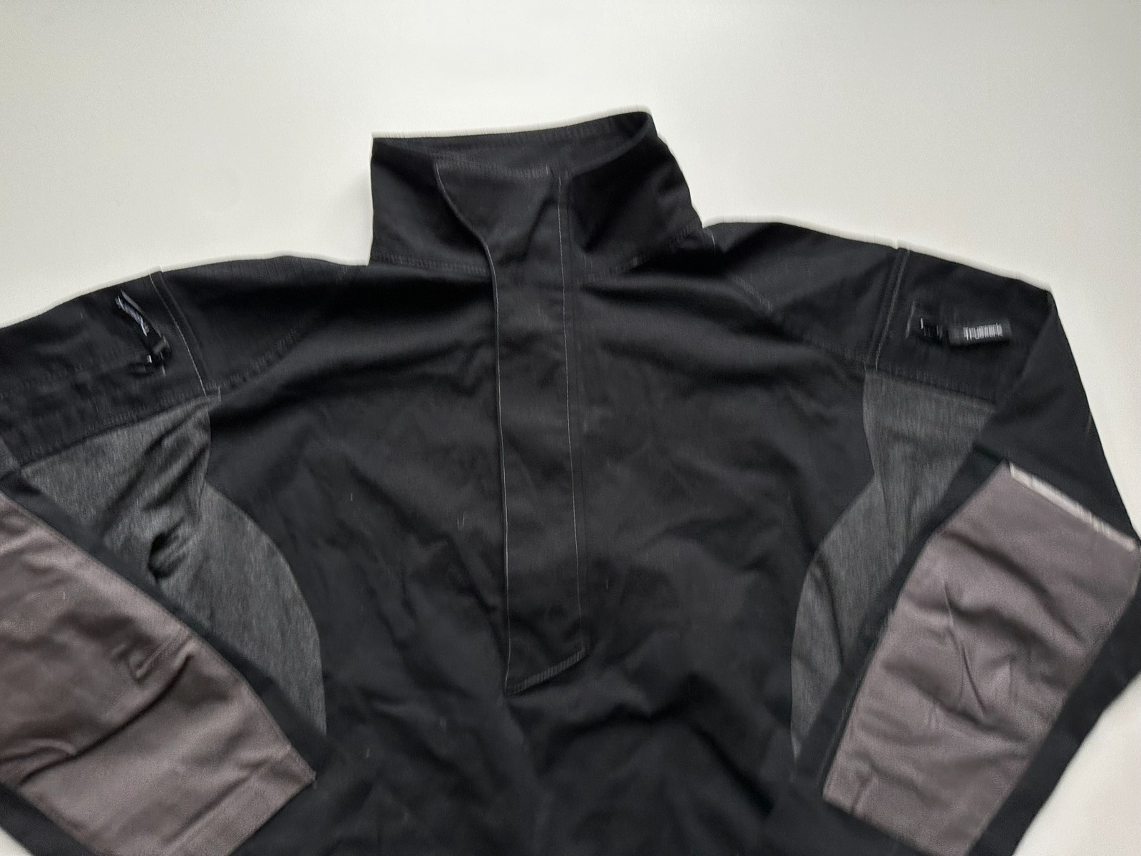 Men’s Truewerk Black Ripstop Pullover Jacket M Reflective EUC Logo