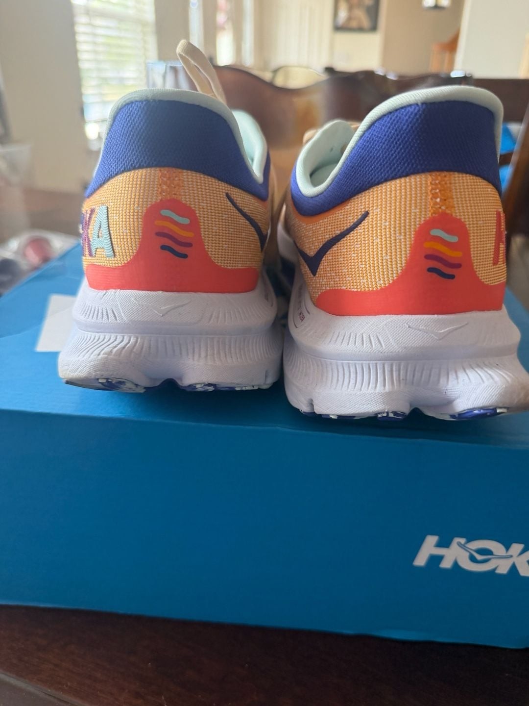 HOKA Kawana Running Shoes in Short Bread / Bluing