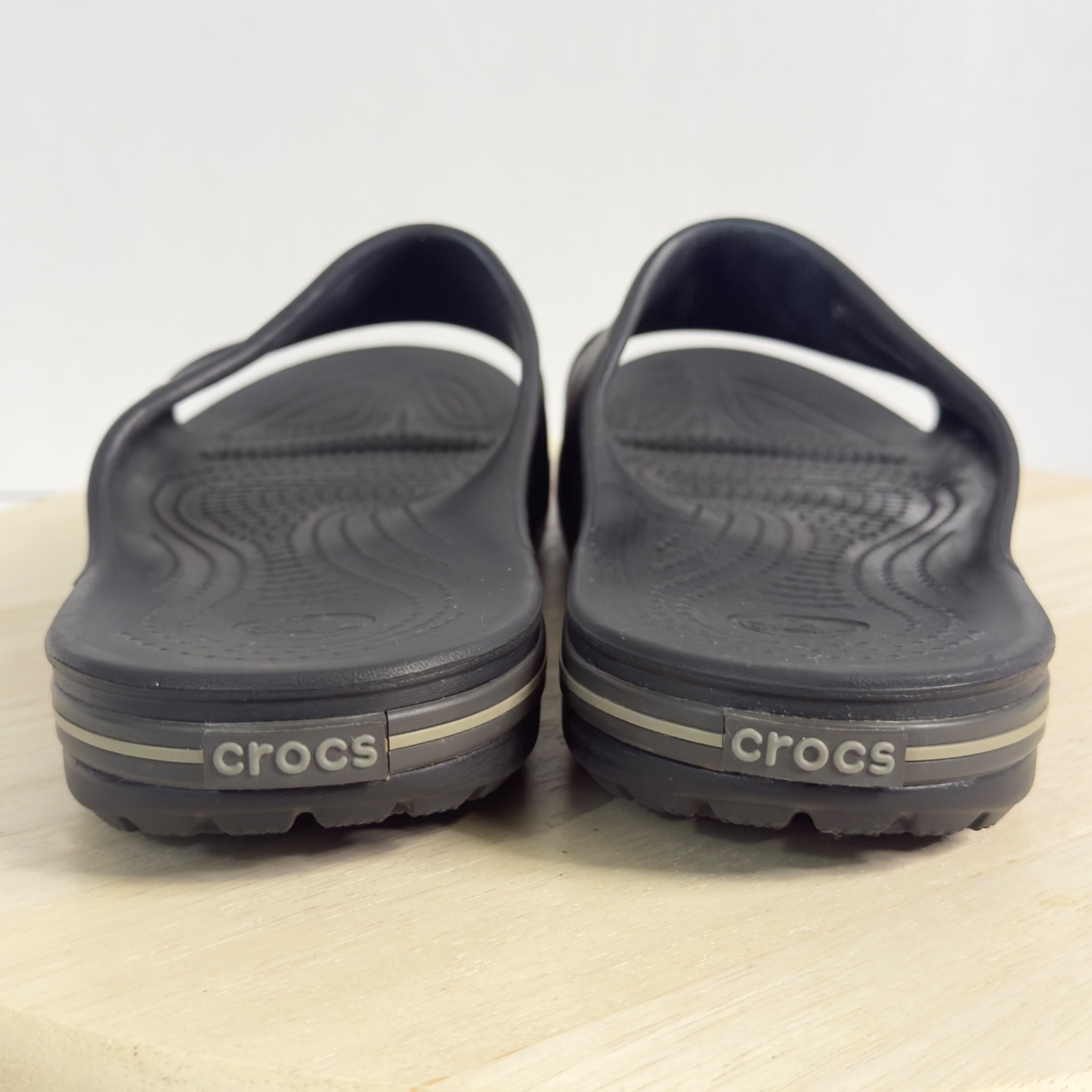 Crocs Unise Bayaband Slides Sandals White Stripe Logo Slip-On Women 12 Men 10