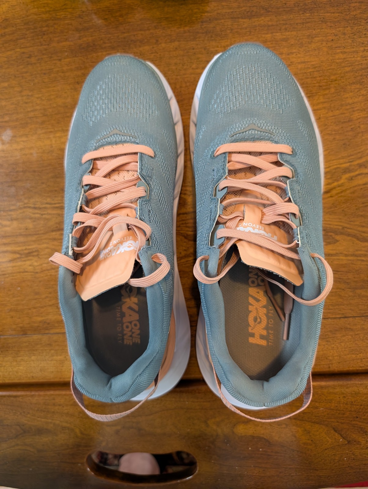 hoka one one tennis shoe