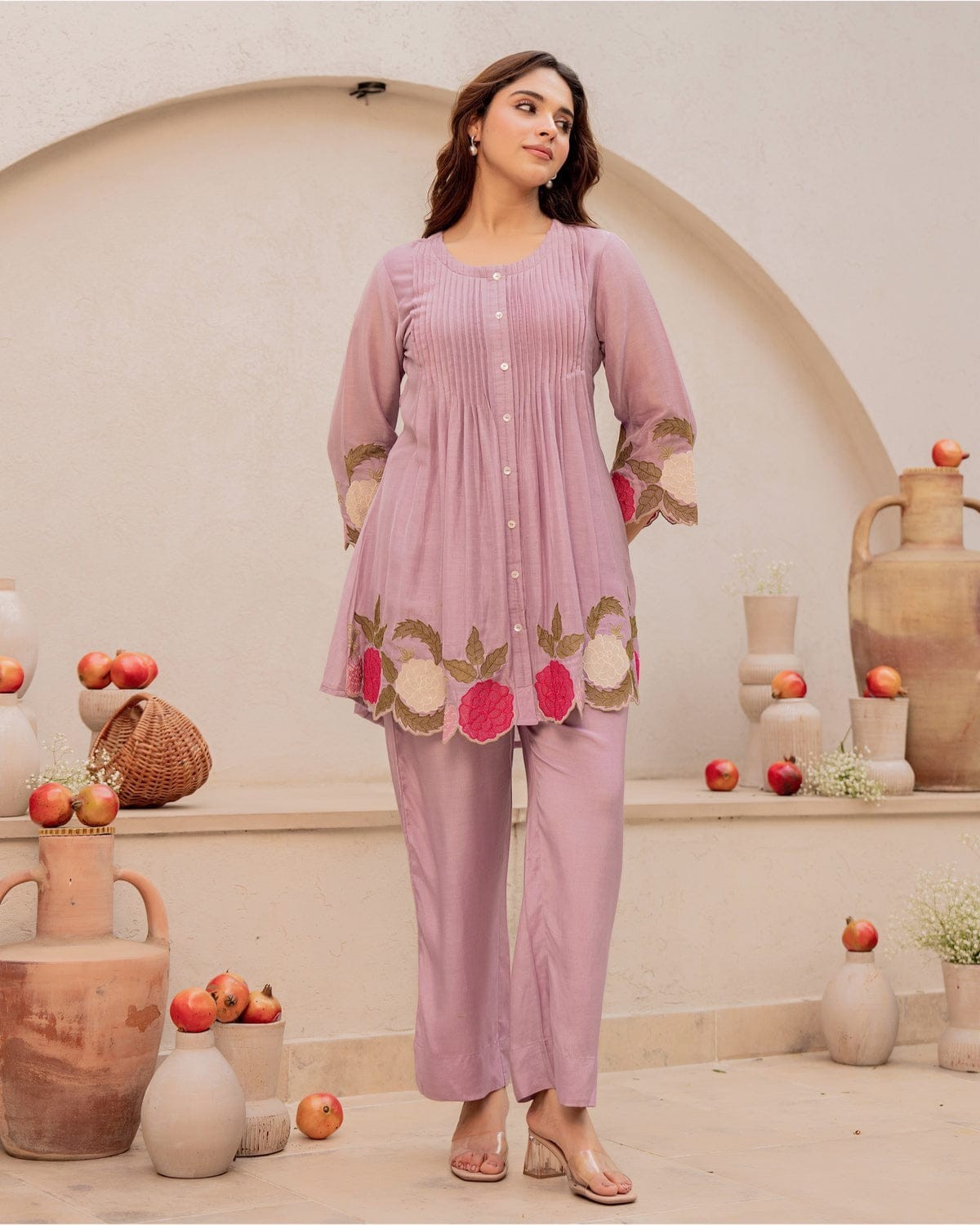 Women Floral Embroidered Kurta Pant Set A-Line Kurti Casual Ethnic Outfit