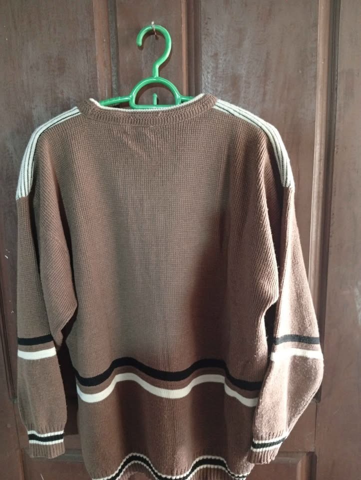 Menswear V-Neck Sweater Size L Brown White Striped Acrylic Pullover Vintage UK