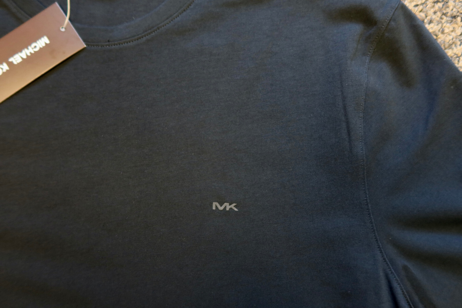 $69 New Michael Kors Men’s Cotton Blend Crew Neck Tee T-Shirt – MEDIUM – Black