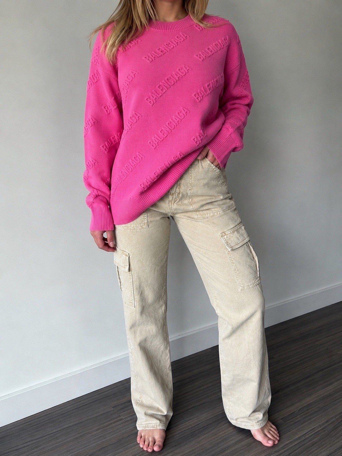 Balenciaga Women’s Pink Logo Knit Crewneck Pullover Sweater Size M