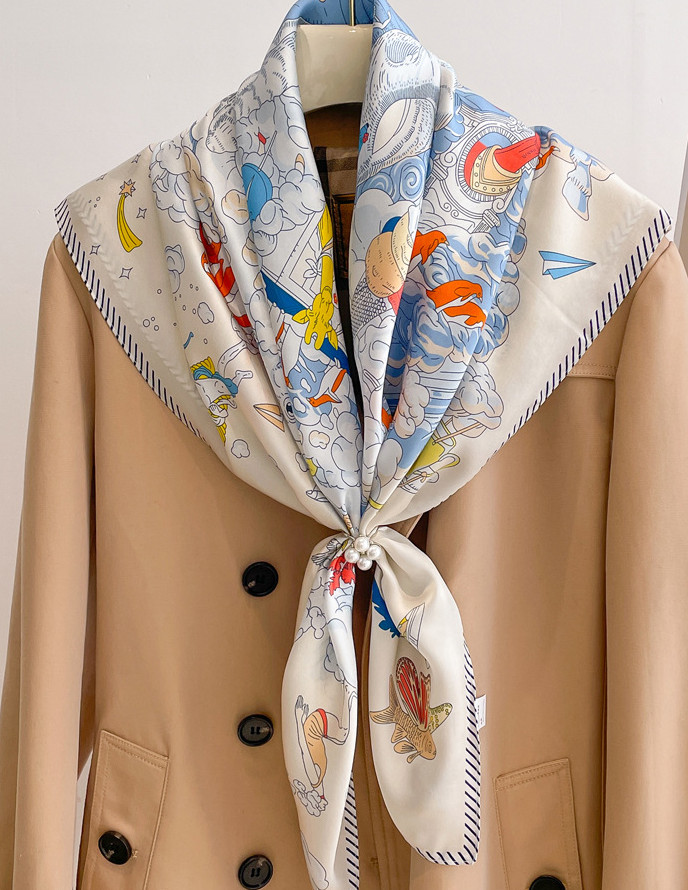 100% Mulberry Silk Neckerchief Scarf Shawl 35” Blue sky Print Bandana Wrap new