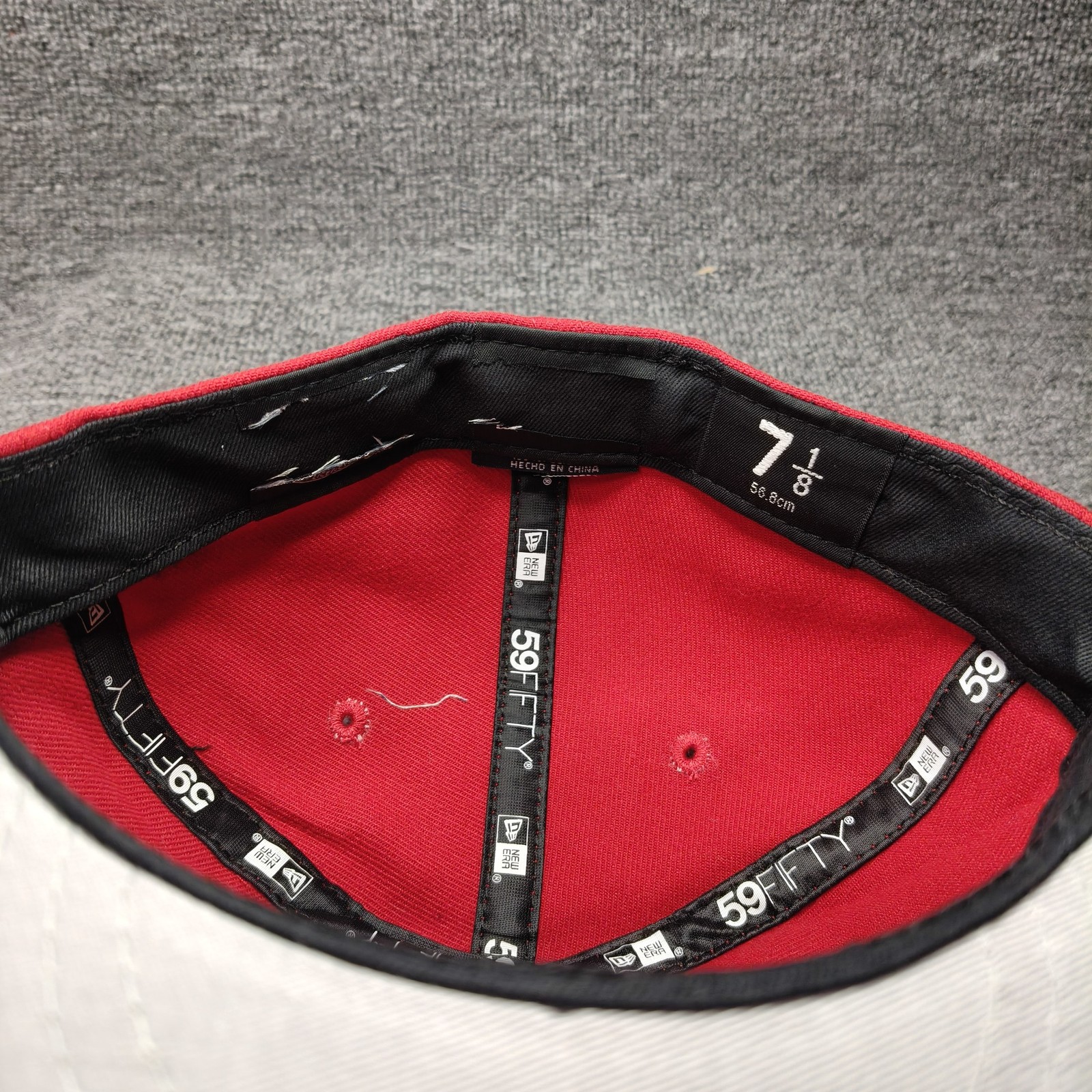 New Era Chicago Blackhawks 59FIFTY Fitted Red Black Hat 7 1 8 Retro